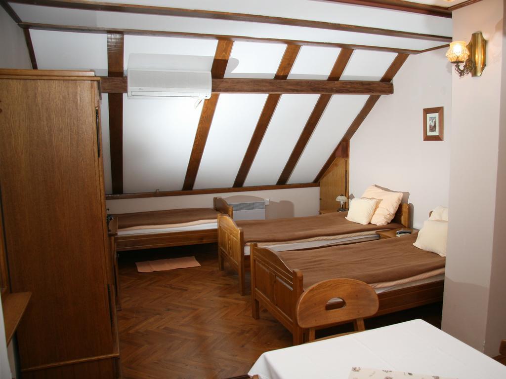 Apartments Vrata Baranje Bilje Rom bilde