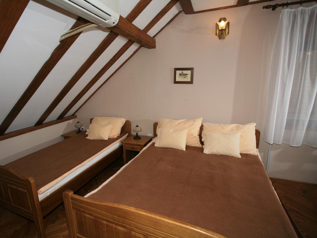 Apartments Vrata Baranje Bilje Rom bilde